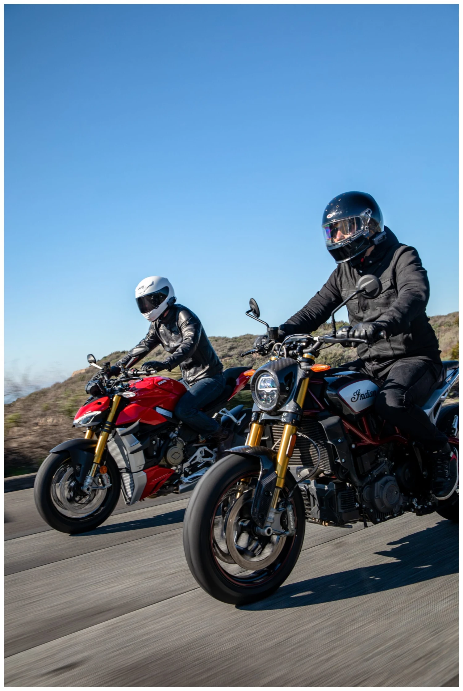 Cardo PackTalk Edge Headset - Duo Pack 5 Cardo PackTalk Edge Headset - Duo Pack - Image 3