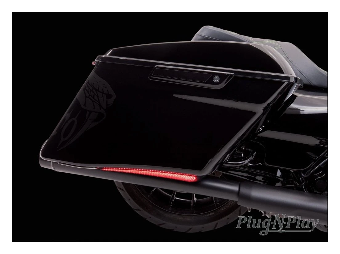 Ciro Machete Extended Saddlebag LED Lights For Harley Touring 2015-2023 5 Ciro Machete Extended Saddlebag LED Lights For Harley Touring 2015-2023 - Image 3
